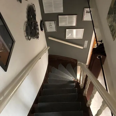 The Rusty Corner- Raetselwohnung In Solingen