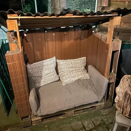 The Rusty Corner- Raetselwohnung In Solingen